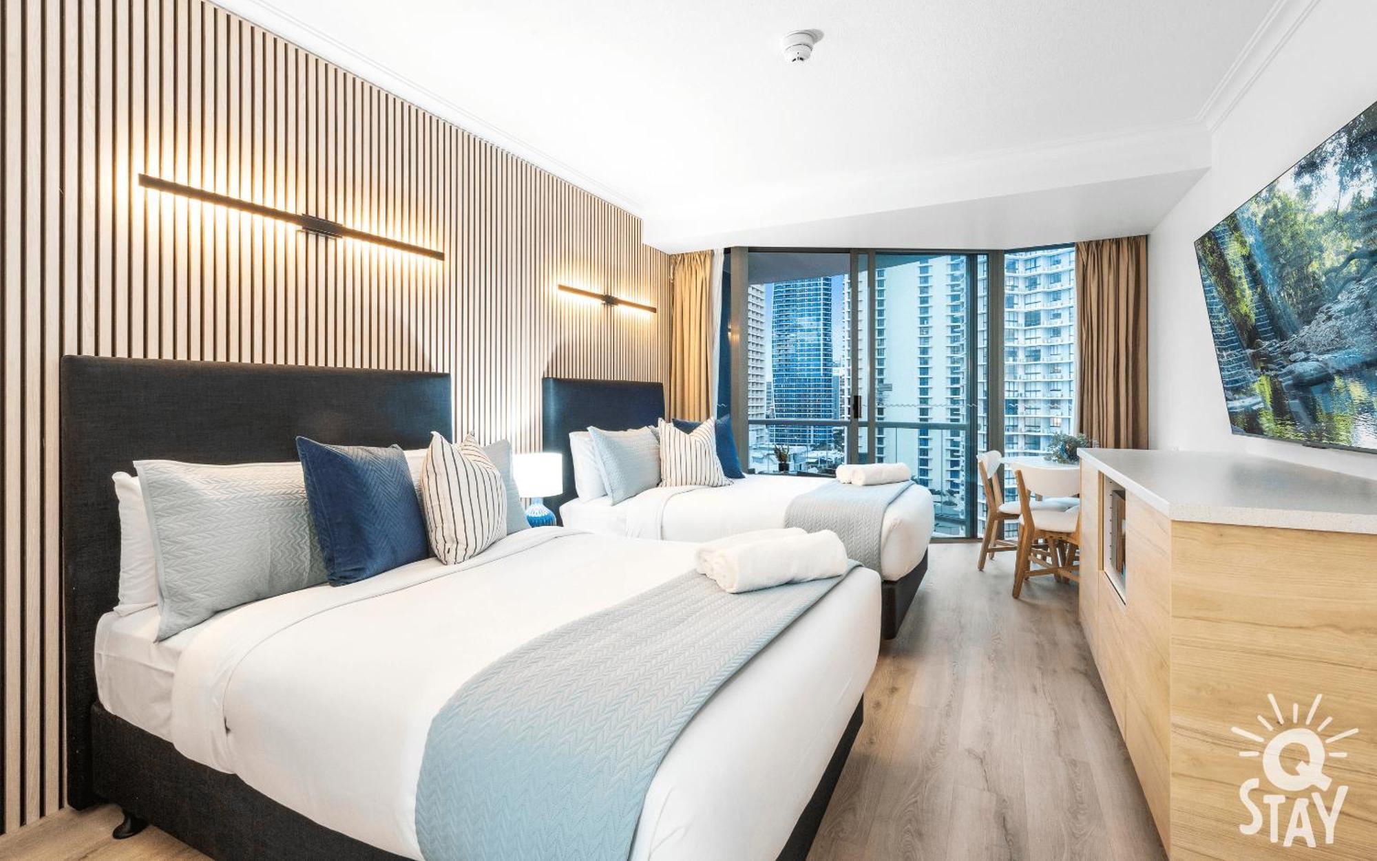 Legends Surfers Paradise Mid Week Madness Deal - Q Stay Gold Coast Exterior photo